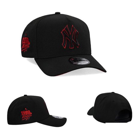 New York Yankees Adjustable Hat